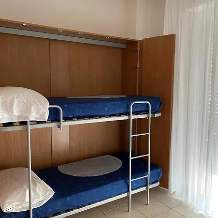 伊凡娜酒店 酒店 3*