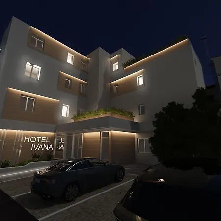 Hotel Ivana 3*