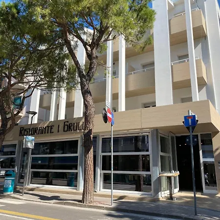 Ivana ホテル リド・ディ・イエゾロ